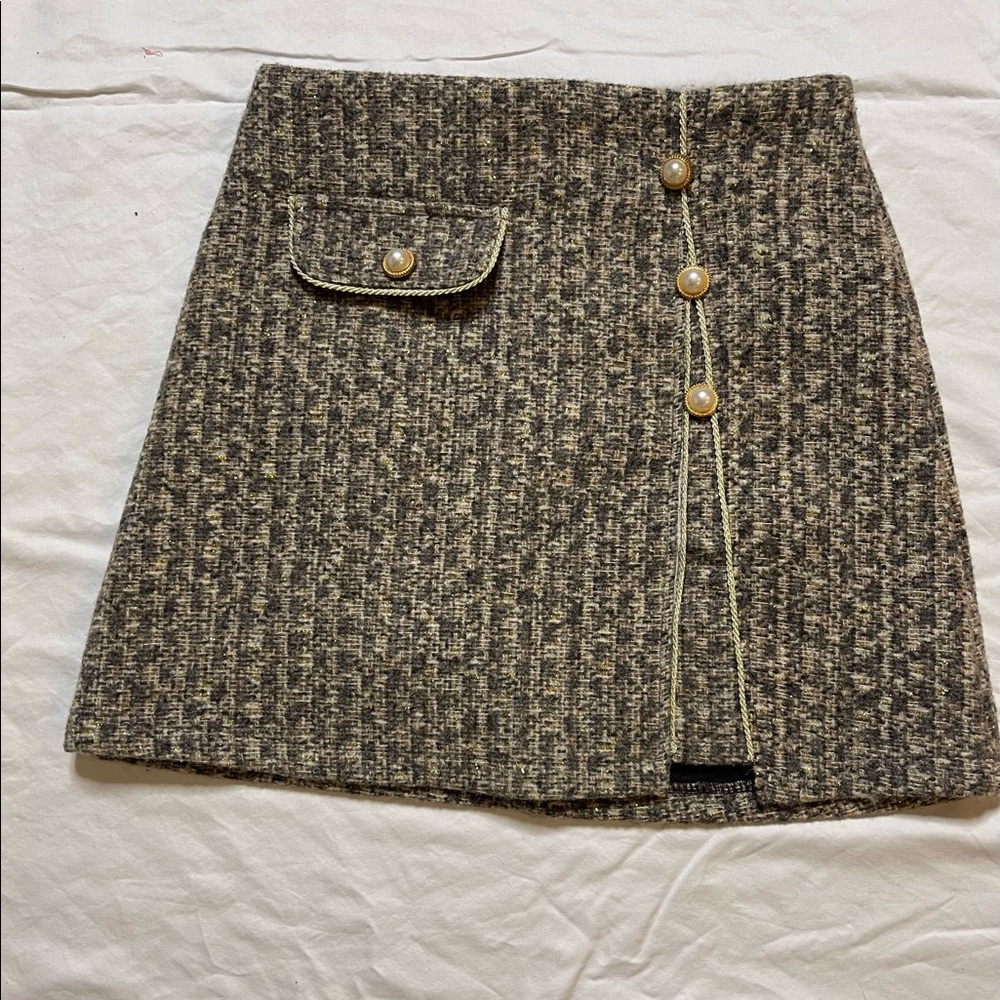 Tweed Skort with pearl buttons